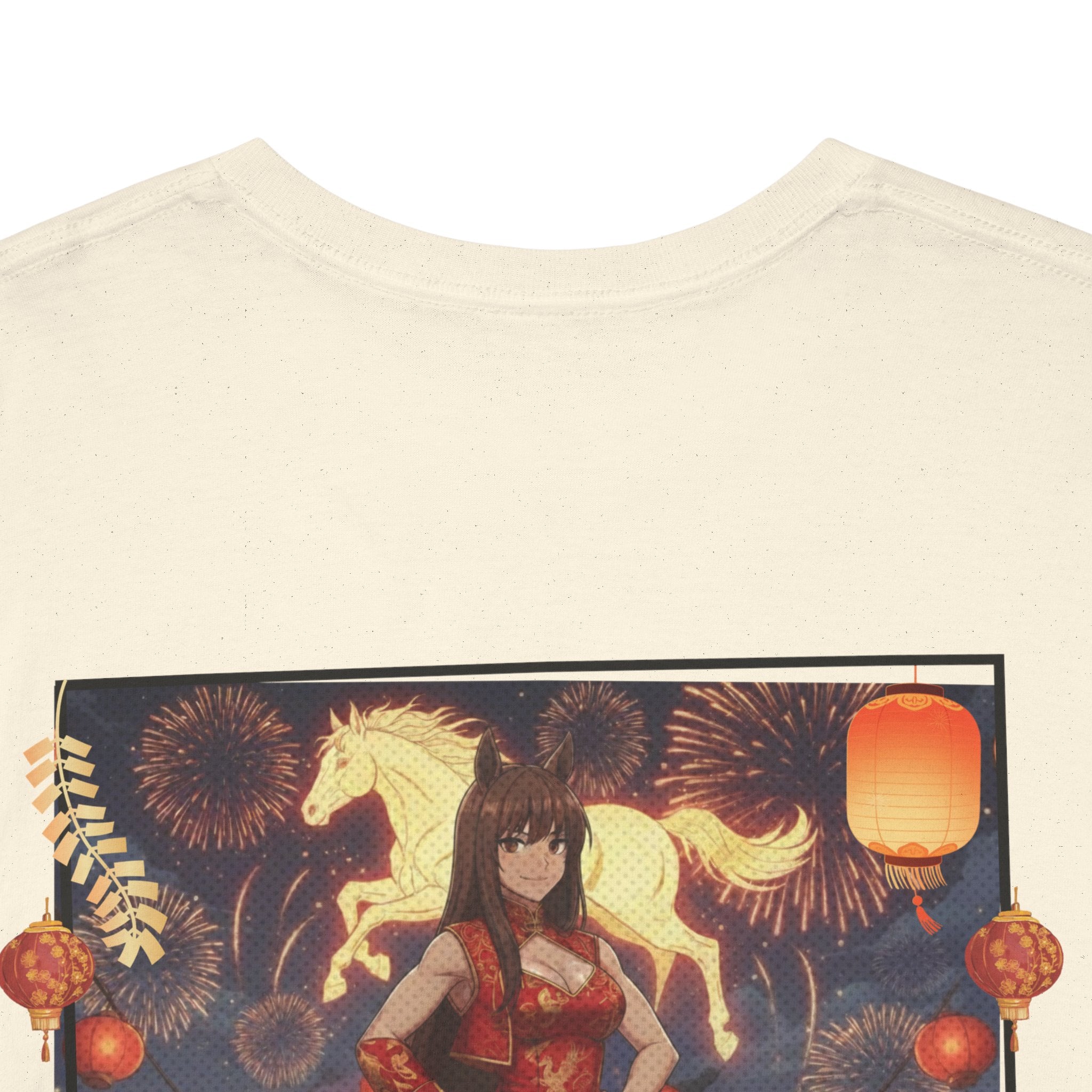 T-shirt Anime AKARI Danse du Zodiaque & Style Cheval avec personnage kemonomimi, oreilles d'animaux, sous des lanternes. Kuro Neko Shop.