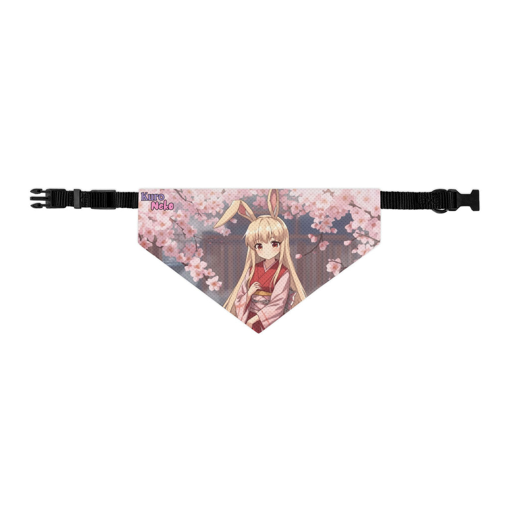 Collier bandana chat & chien Anime HARU avec design de lapin sous des fleurs de cerisier.