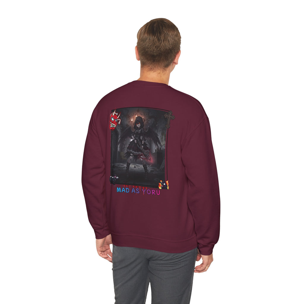 Sweatshirt Anime YORU sur un homme, affichant un design de Yoru, style gothique et anime.