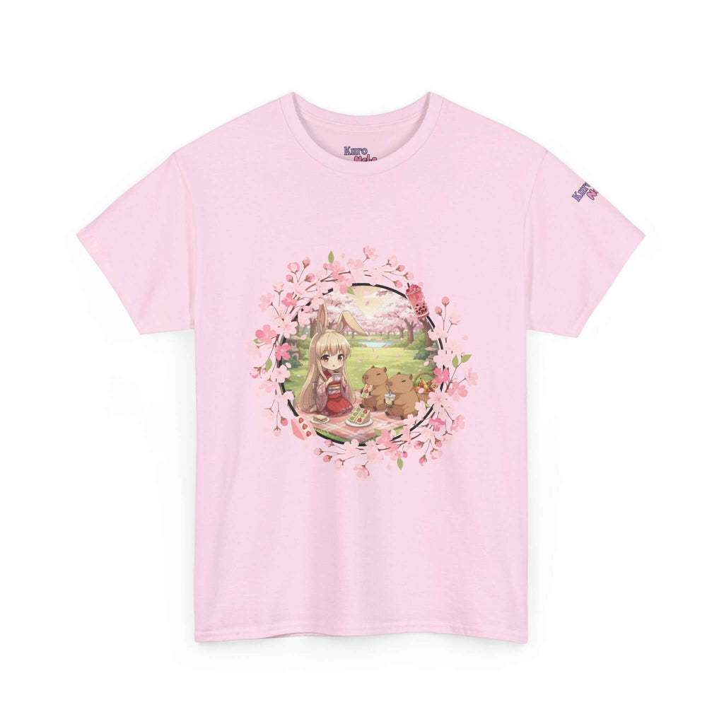 T-shirt Anime HARU en rose avec motif chibi de muse lapin et paysages de pique-nique sous les cerisiers.