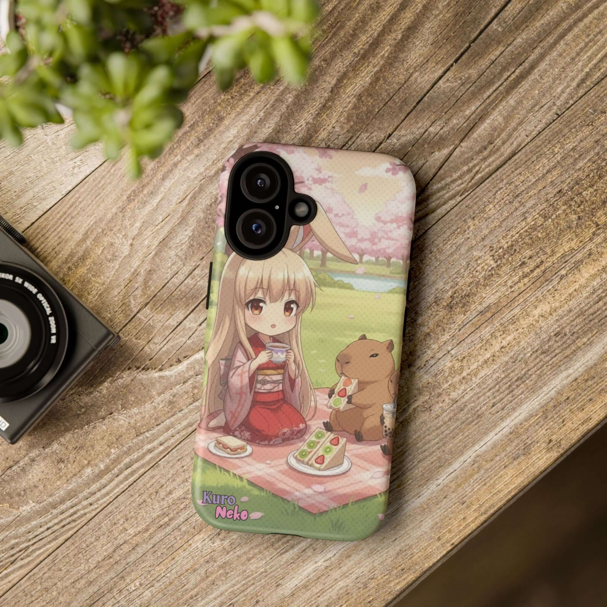 Coque de Téléphone Anime HARU Muse Chibi Pique-nique avec personnage aux oreilles kemonomimi et capybara, Kuro Neko Shop.