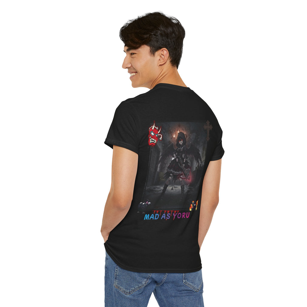 T-shirt Anime YORU, design gothique avec illustration de Yoru, adapté aux fans d'anime et de culture gothique.