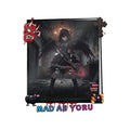 Sticker découpé anime YORU montrant un personnage gothique avec des ailes noires et une ambiance sombre.