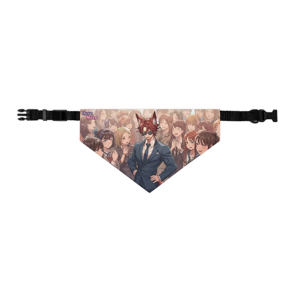 Collier bandana chat & chien Anime KAITO avec motif élégant et personnage de renard en costume entouré d'autres personnages.
