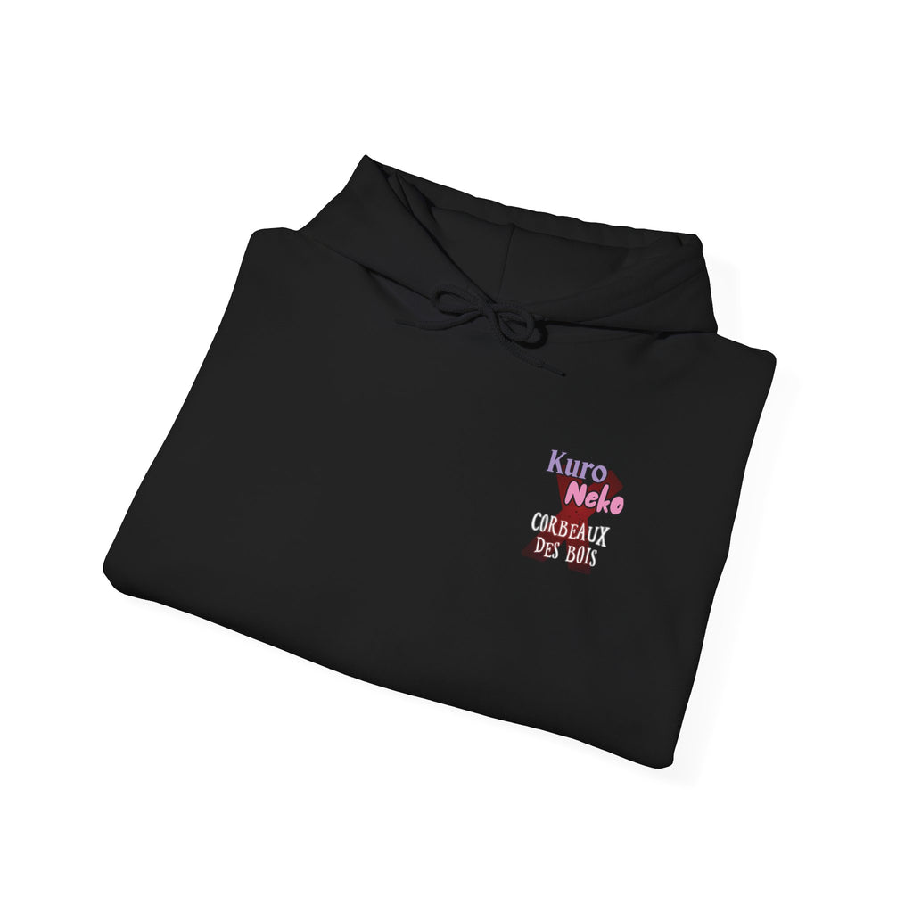 Sweat à Capuche Anime YORU noir avec un design Kuro Neko et un logo Corbeaux des Bois.