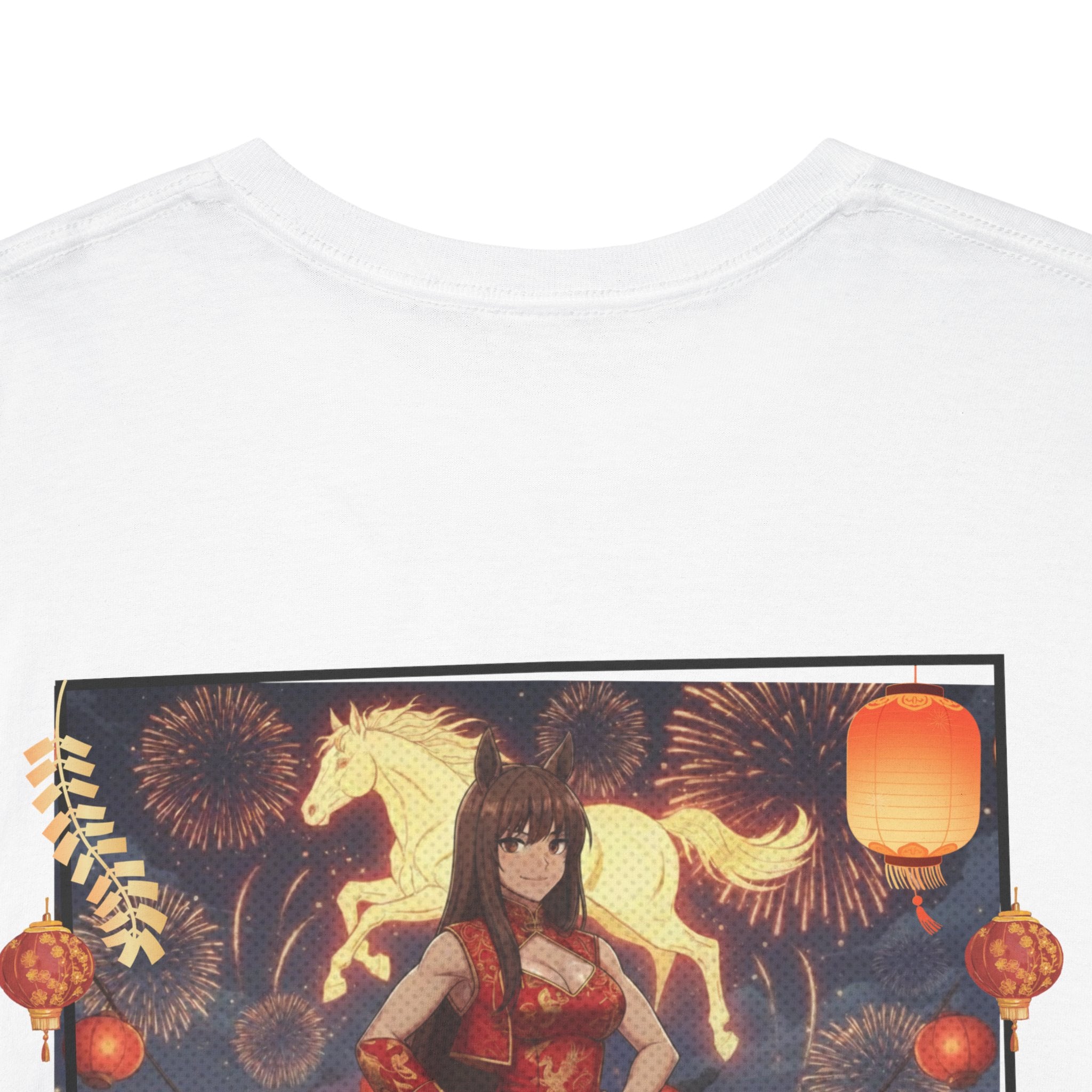 T-shirt Anime AKARI Danse du Zodiaque & Style Cheval avec personnage aux oreilles d'animaux et queue, décoré de lanternes, Kuro Neko Shop.