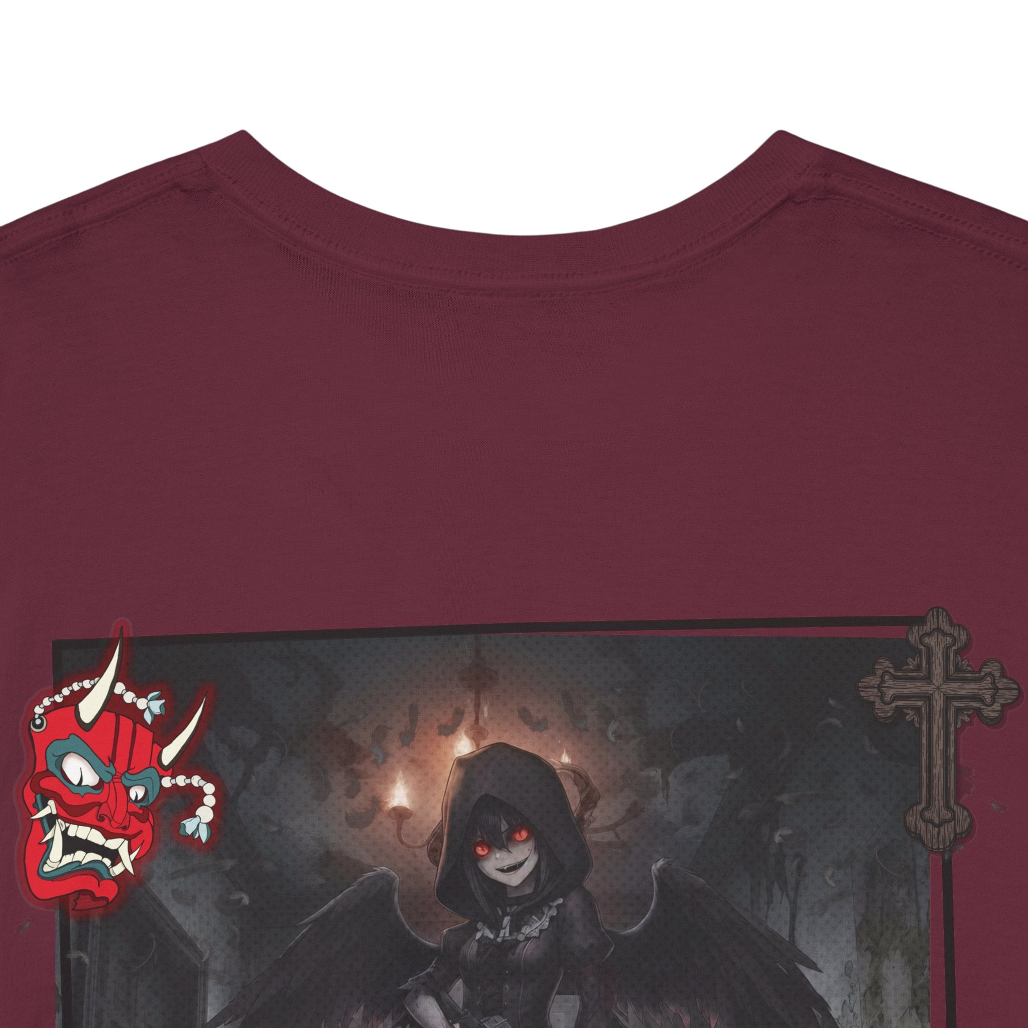 T-shirt Anime YORU avec design de chasseuse de démons et motifs gothiques sur fond rouge.