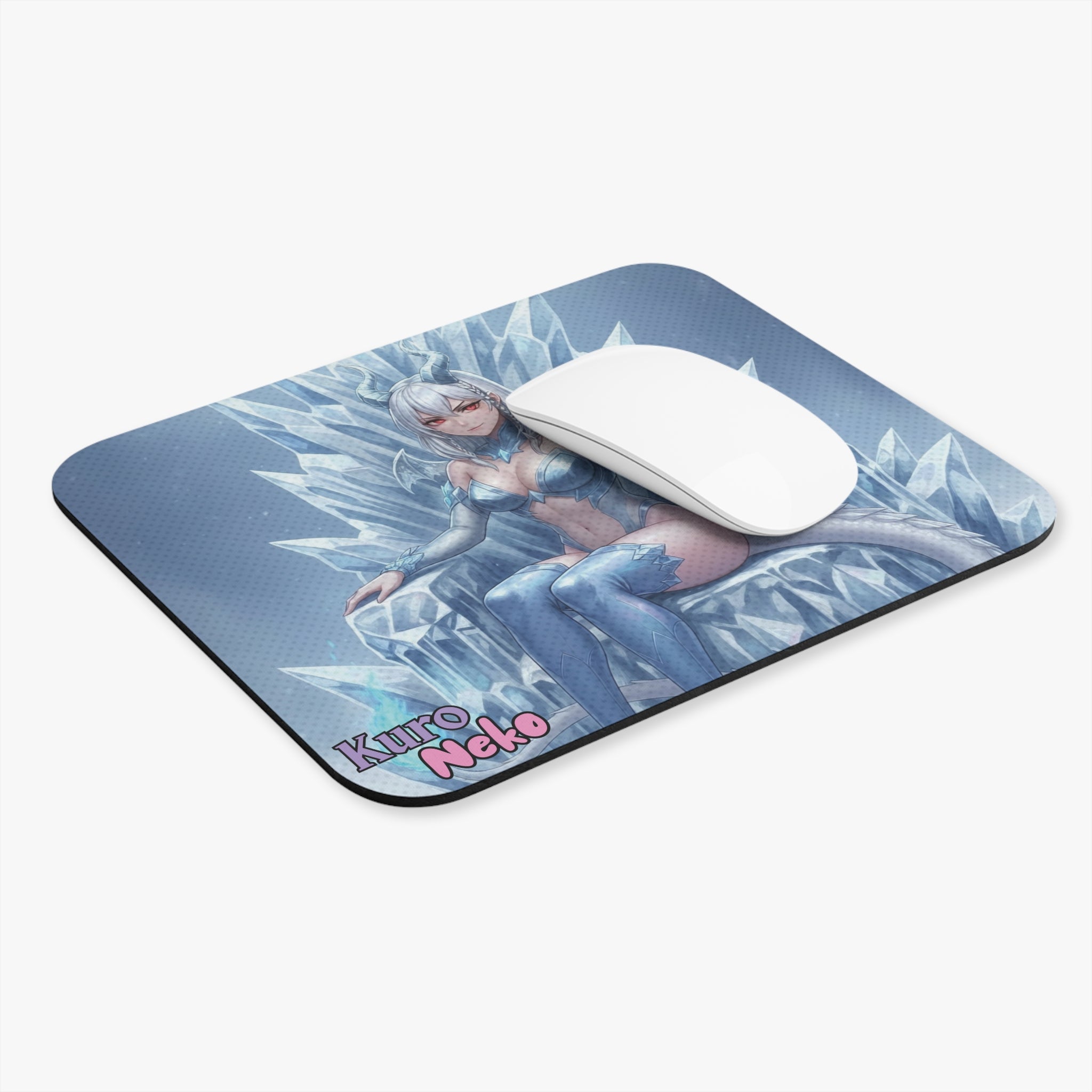 Tapis de souris Anime YUKI Puissance Hivernale avec design glacial et dragonne kemonomimi.