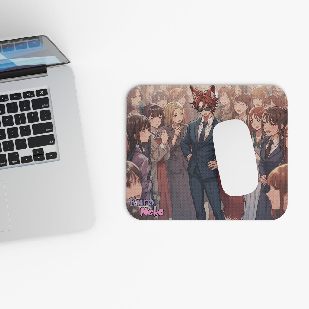 Tapis de souris Anime KAITO avec un personnage kemonomimi au milieu d'une foule, affichant un style business.