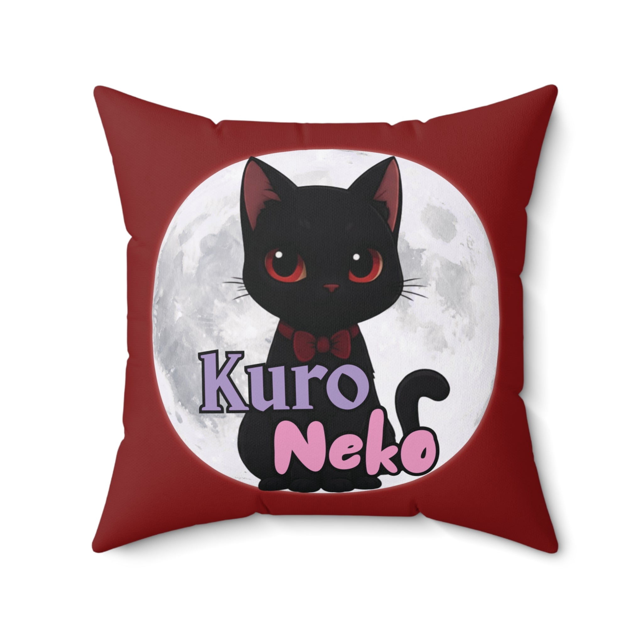 Coussin Carré Anime RYO avec un design Kuro Neko sur fond rouge, représentant un chat noir mignon.